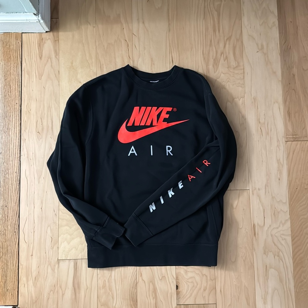 Men’s sweatshirt